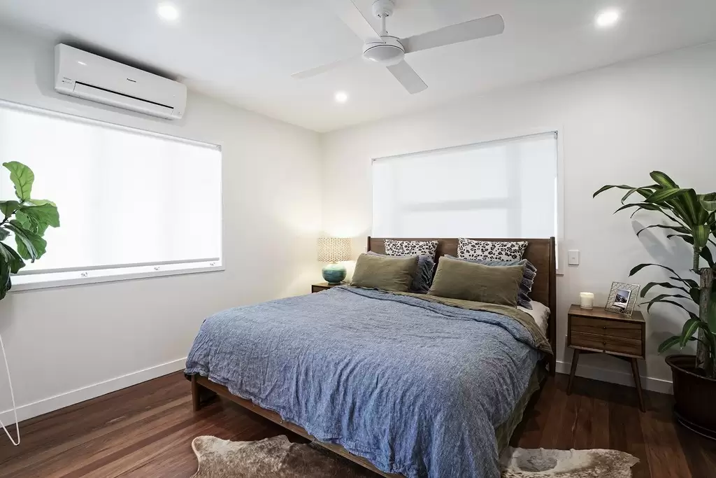 16 Gabon Street, Stafford Sold by Queensland Sotheby's International Realty - image 1