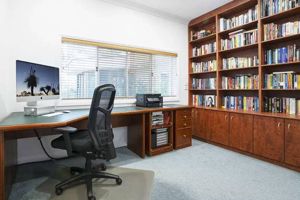 12 Melaleuca Drive, Capalaba Sold by Queensland Sotheby's International Realty - image 1