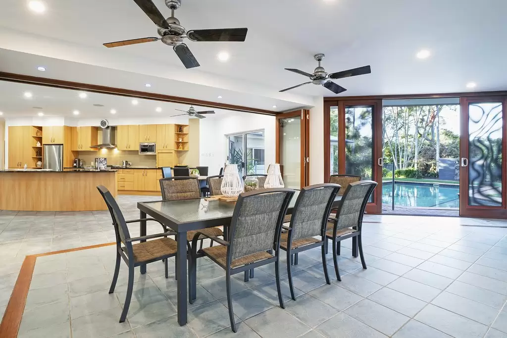 12 Melaleuca Drive, Capalaba Sold by Queensland Sotheby's International Realty - image 1