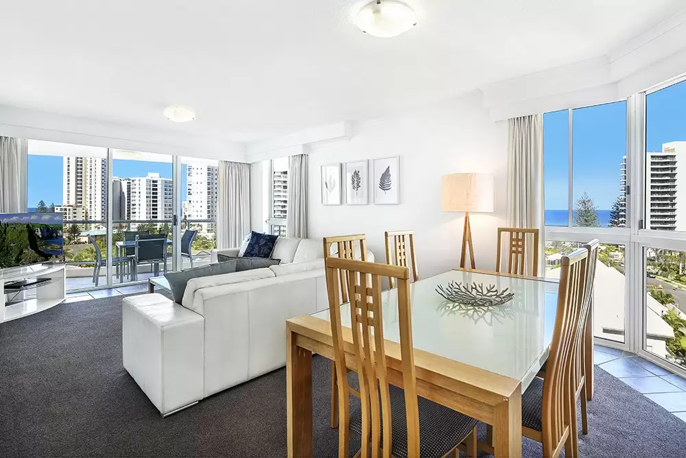 33 The Crest, 15 Breaker St, Main Beach Sold by Queensland Sotheby's International Realty - image 1