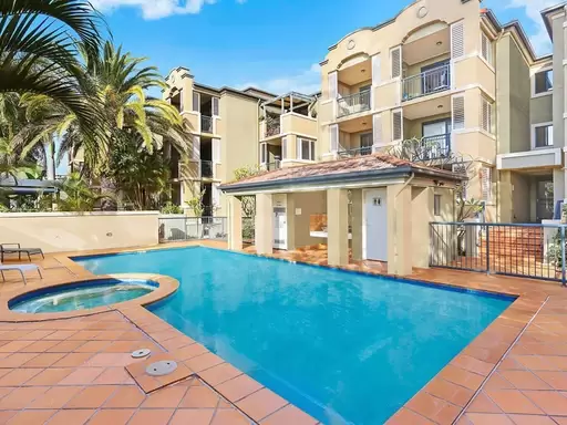 28 'Beaches On Wave' 38 Petrel Avenue, Mermaid Beach Sold by Queensland Sotheby's International Realty