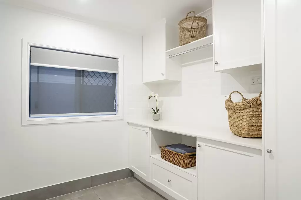 25 Emma Street, Wooloowin Sold by Queensland Sotheby's International Realty - image 1