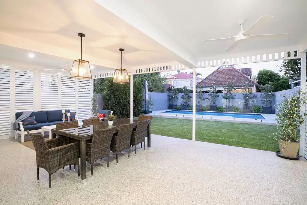 25 Emma Street, Wooloowin Sold by Queensland Sotheby's International Realty - image 1