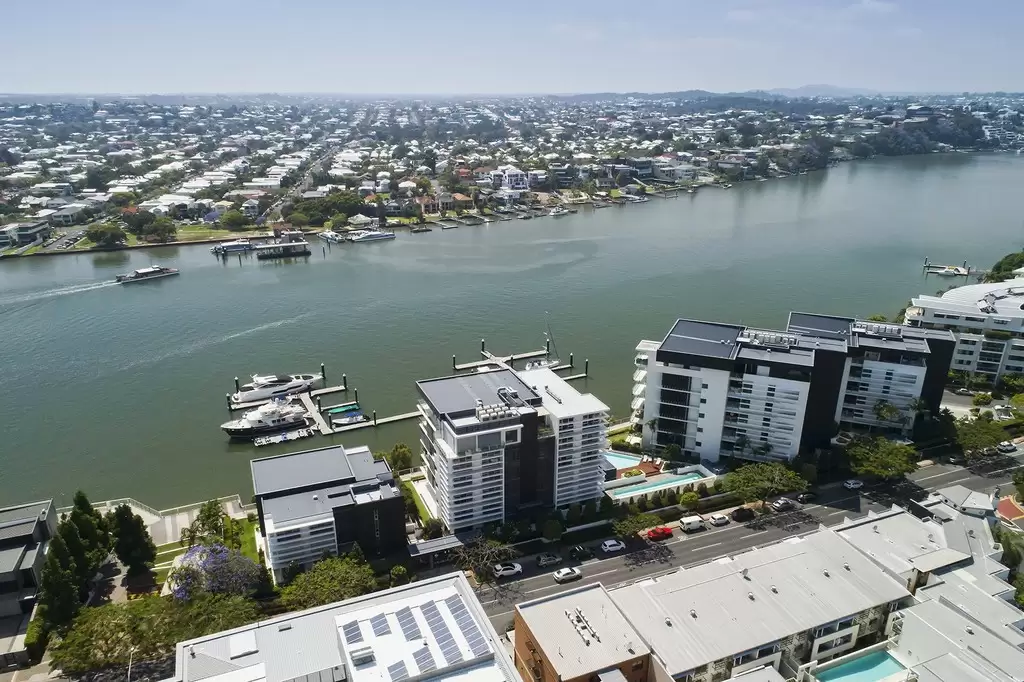6/24 Macquarie Street, Teneriffe Sold by Queensland Sotheby's International Realty - image 1