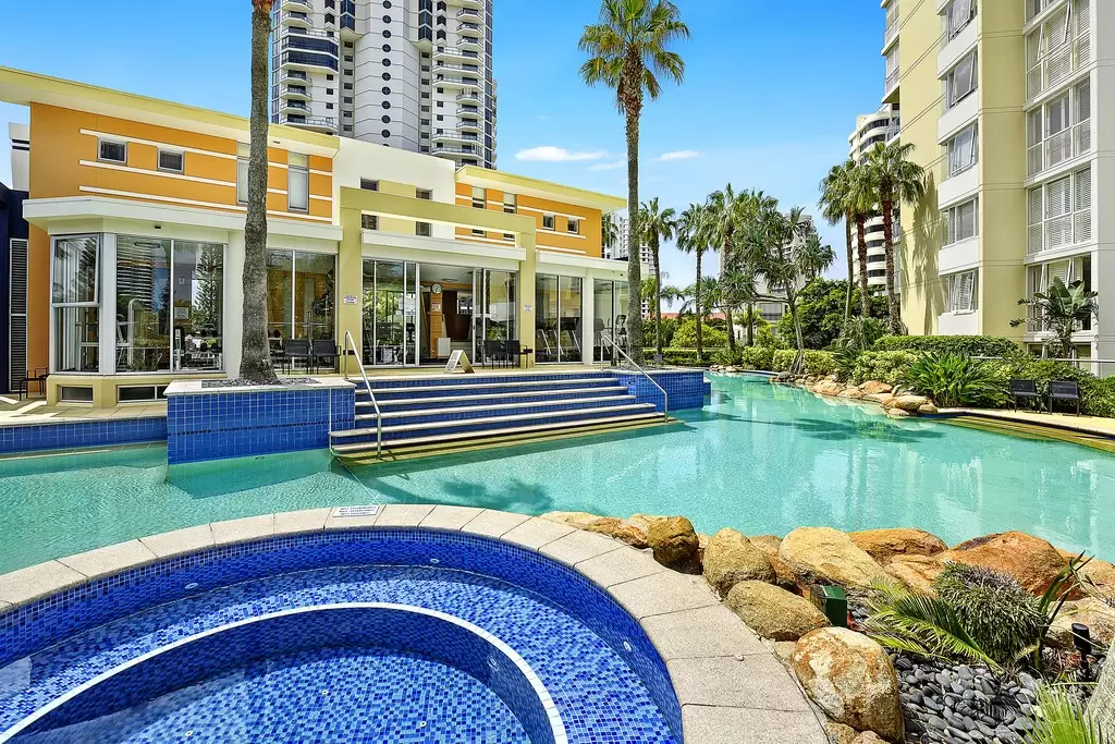 1075/1 Lennie Avenue, 'Liberty Pacific', Main Beach Sold by Queensland Sotheby's International Realty - image 1