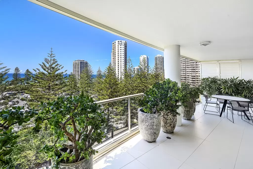 1075/1 Lennie Avenue, 'Liberty Pacific', Main Beach Sold by Queensland Sotheby's International Realty - image 1
