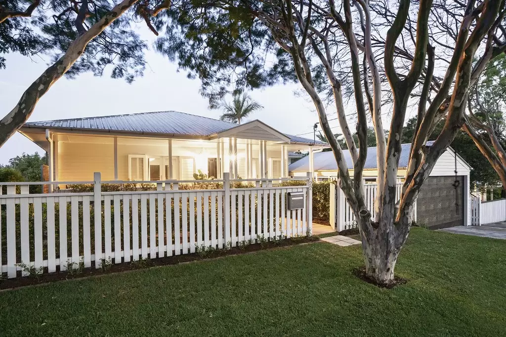 22 Fitzroy Street, Clayfield Sold by  - image 1