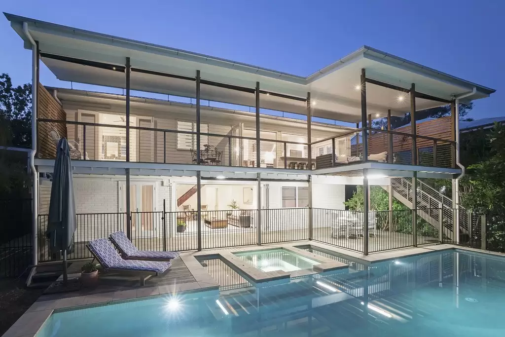 22 Fitzroy Street, Clayfield Sold by  - image 1