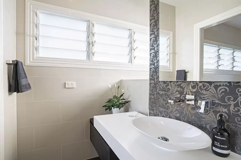 22 Fitzroy Street, Clayfield Sold by Queensland Sotheby's International Realty - image 1