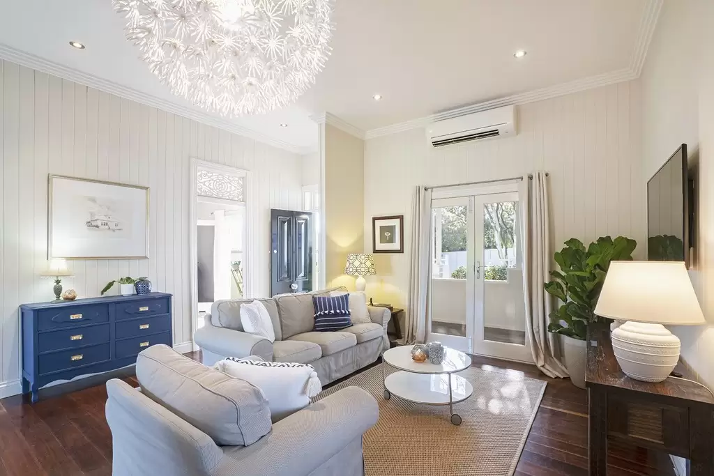 22 Fitzroy Street, Clayfield Sold by  - image 1