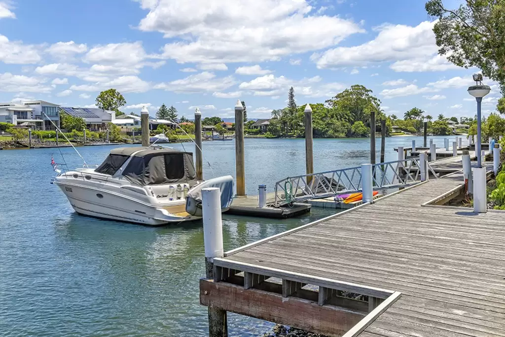 15/7 Campbell Street, Sorrento Sold by Queensland Sotheby's International Realty - image 1