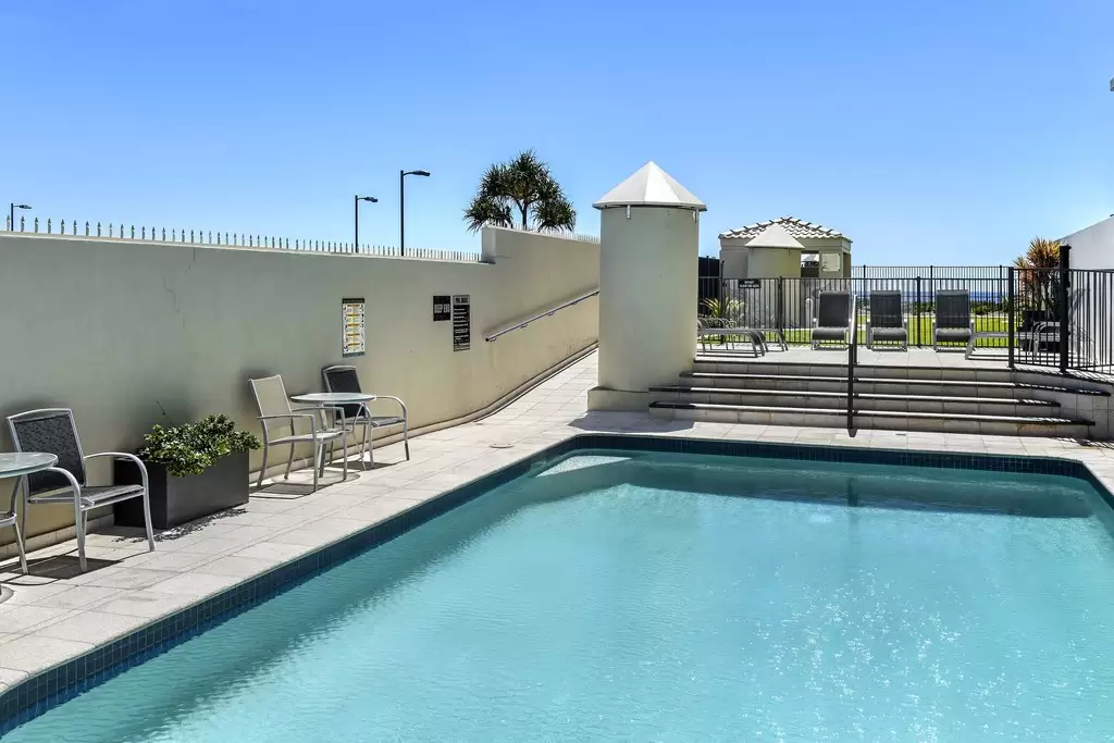 1001 Golden Sands, 3577 Main Beach Parade, Main Beach Sold by Queensland Sotheby's International Realty - image 1