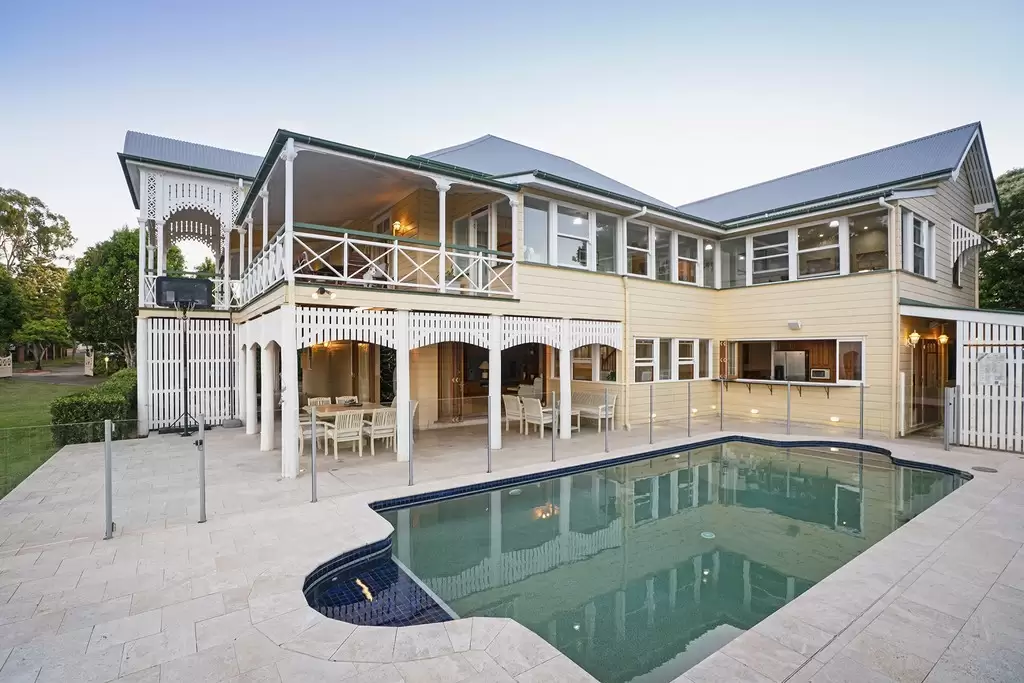 26 Empire Vista, Ormiston Sold by Queensland Sotheby's International Realty - image 1
