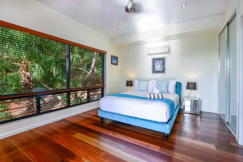 Point Blue, 15 Marina Terrace,, Hamilton Island Sold by Queensland Sotheby's International Realty - image 1