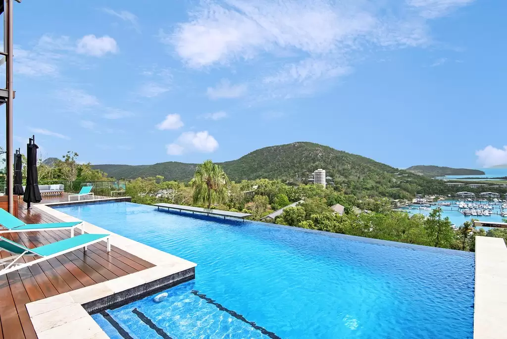 Southwinds, 3 Dianella Close, Hamilton Island Sold by  - image 1