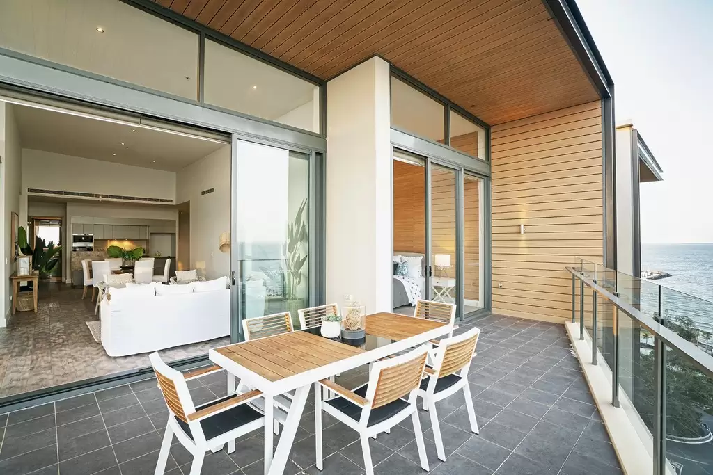 1204/99 Marine Parade, Redcliffe Sold by Queensland Sotheby's International Realty - image 1