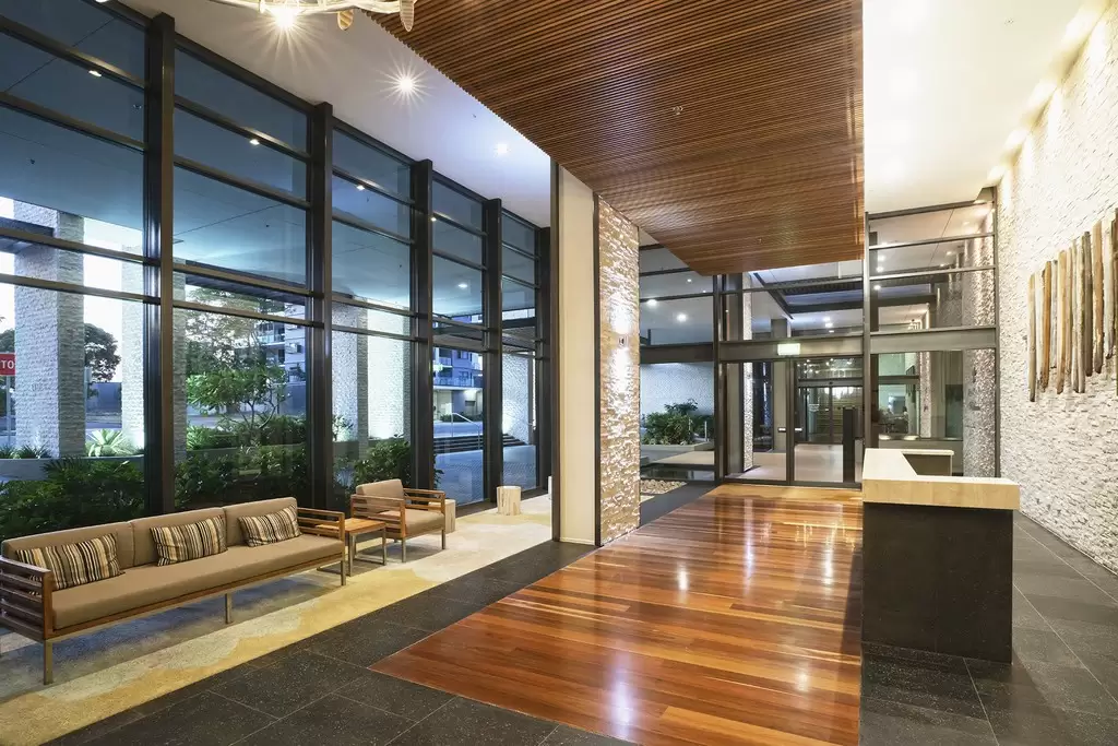 1204/99 Marine Parade, Redcliffe Sold by Queensland Sotheby's International Realty - image 1