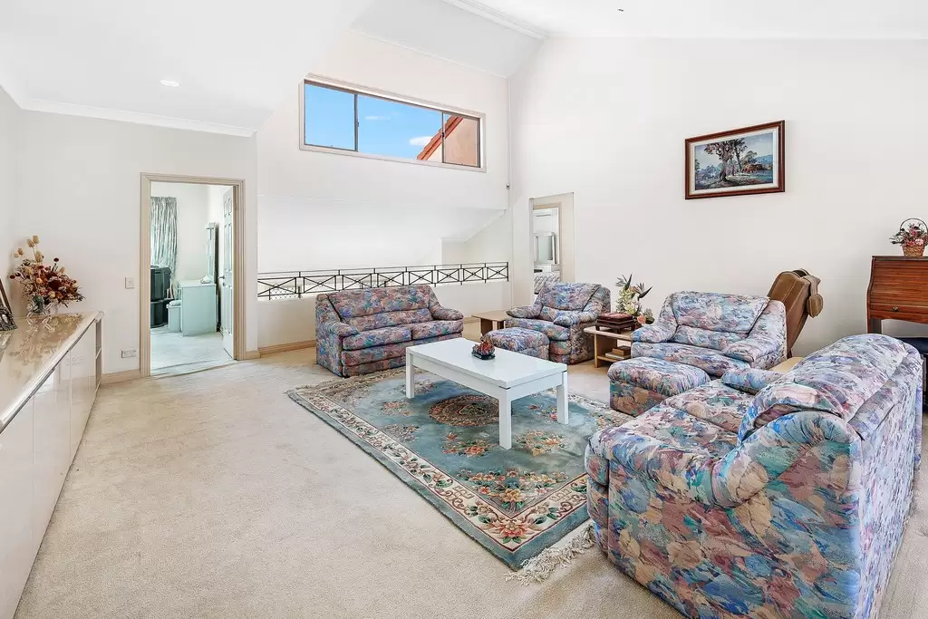 4 Campbell Street, Sorrento Sold by Queensland Sotheby's International Realty - image 1