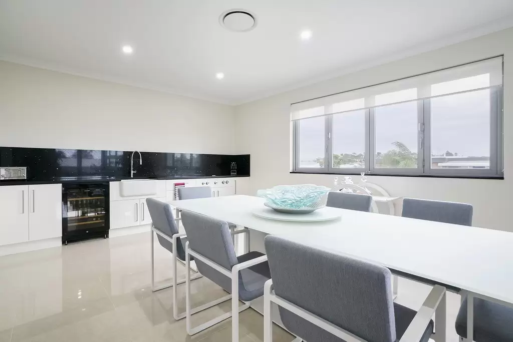 7/145 Beatrice Terrace, Ascot Sold by Queensland Sotheby's International Realty - image 1
