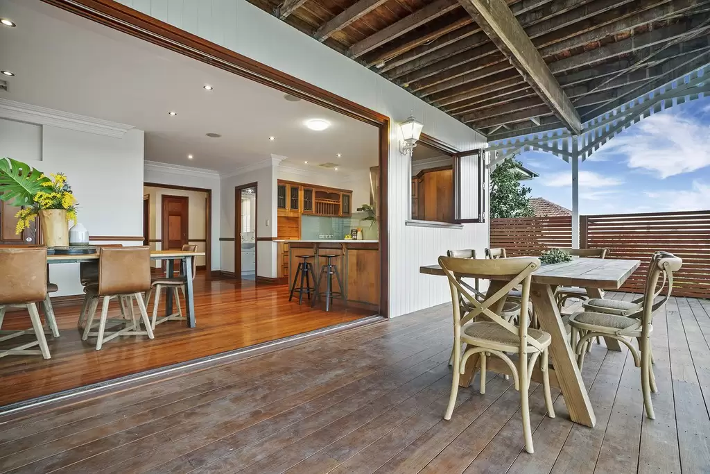 18 McCawley Street, Stafford Sold by Queensland Sotheby's International Realty - image 1