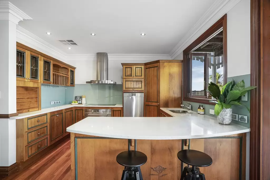 18 McCawley Street, Stafford Sold by Queensland Sotheby's International Realty - image 1