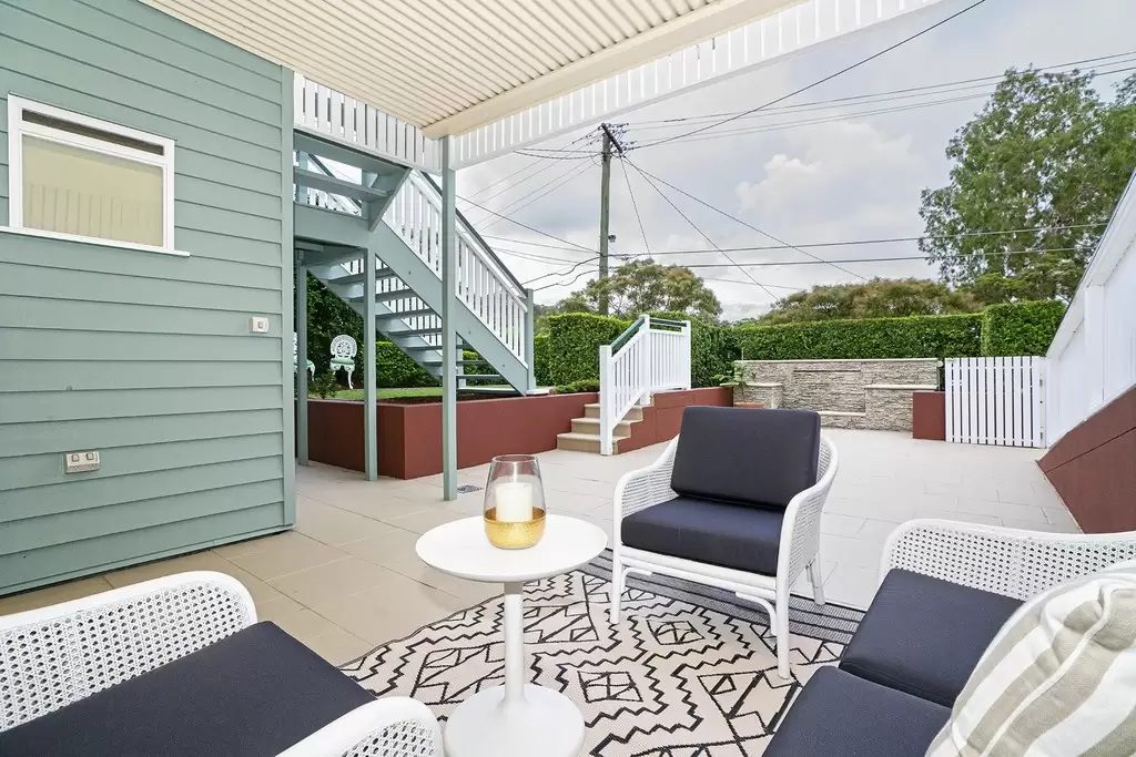 38 Hewitt Street, Wilston Sold by Queensland Sotheby's International Realty - image 1