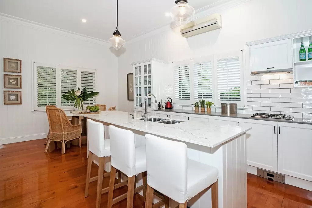 38 Hewitt Street, Wilston Sold by  - image 1