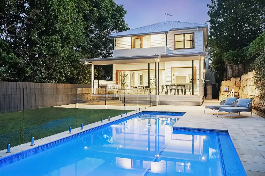 20 Woombye Street, Wooloowin Sold by  - image 1