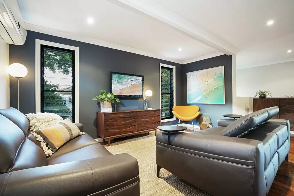 51 Mott Street, Gaythorne Sold by  - image 1