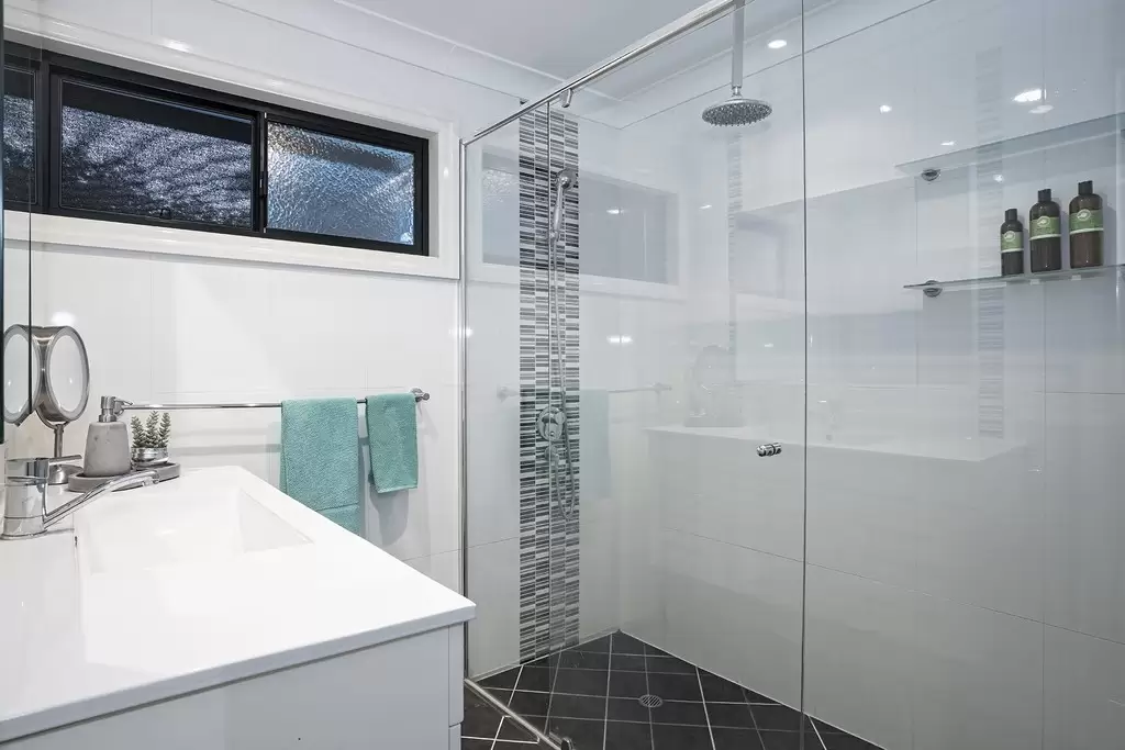 51 Mott Street, Gaythorne Sold by Queensland Sotheby's International Realty - image 1