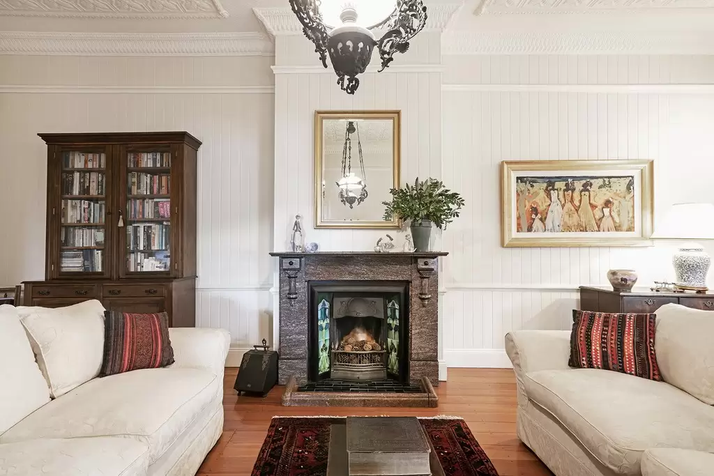 35 Bayview Terrace, Clayfield Sold by  - image 1