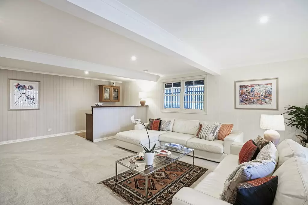 35 Bayview Terrace, Clayfield Sold by Queensland Sotheby's International Realty - image 1