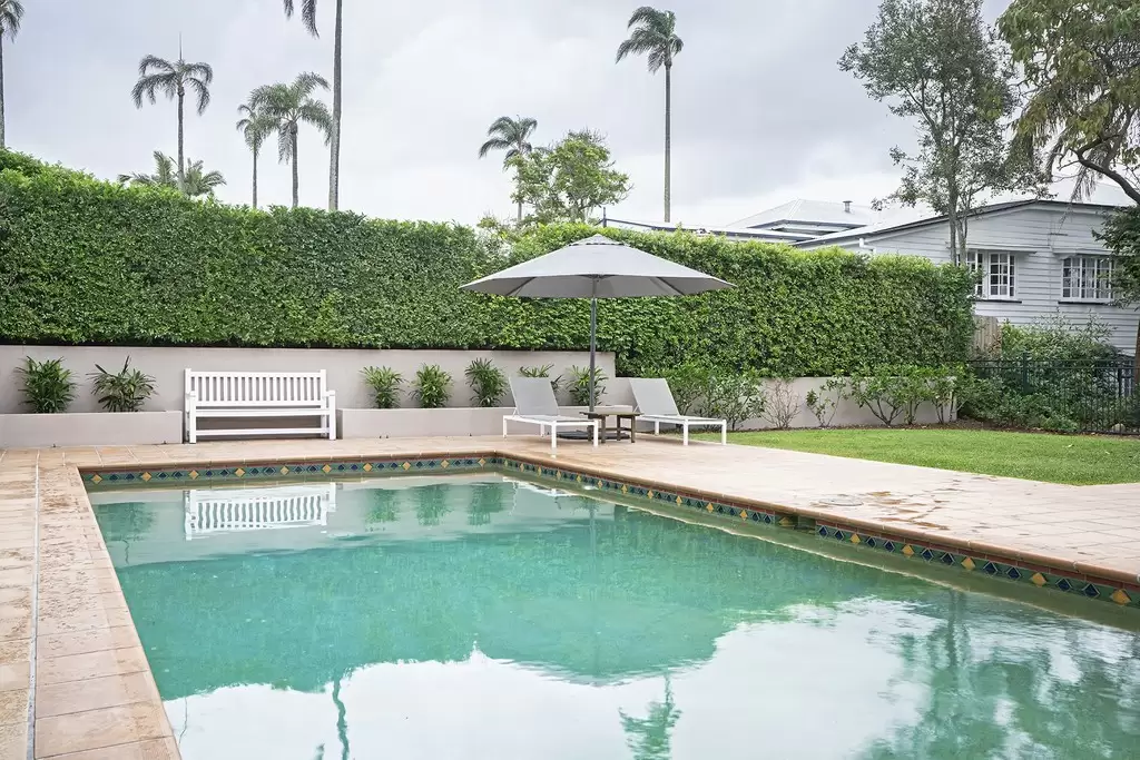 35 Bayview Terrace, Clayfield Sold by Queensland Sotheby's International Realty - image 1