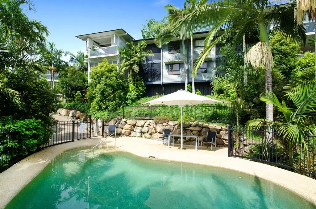 Oasis 20/5 Banksia Court, Hamilton Island Sold by Queensland Sotheby's International Realty - image 1