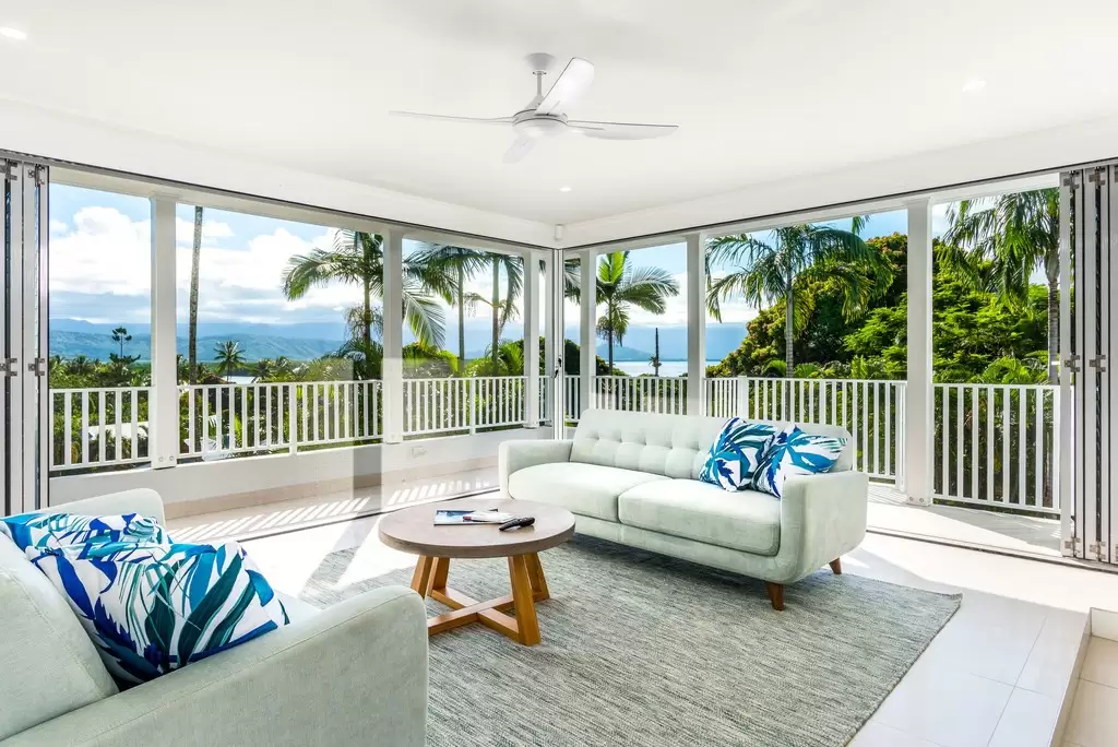 2 Murphy Street, Port Douglas Sold by Queensland Sotheby's International Realty - image 1