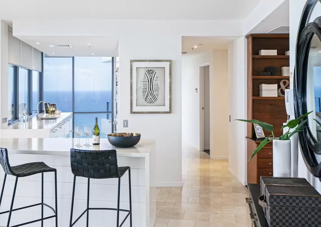 52 'Verve' 173 Old Burleigh Road, Broadbeach Sold by Queensland Sotheby's International Realty - image 1