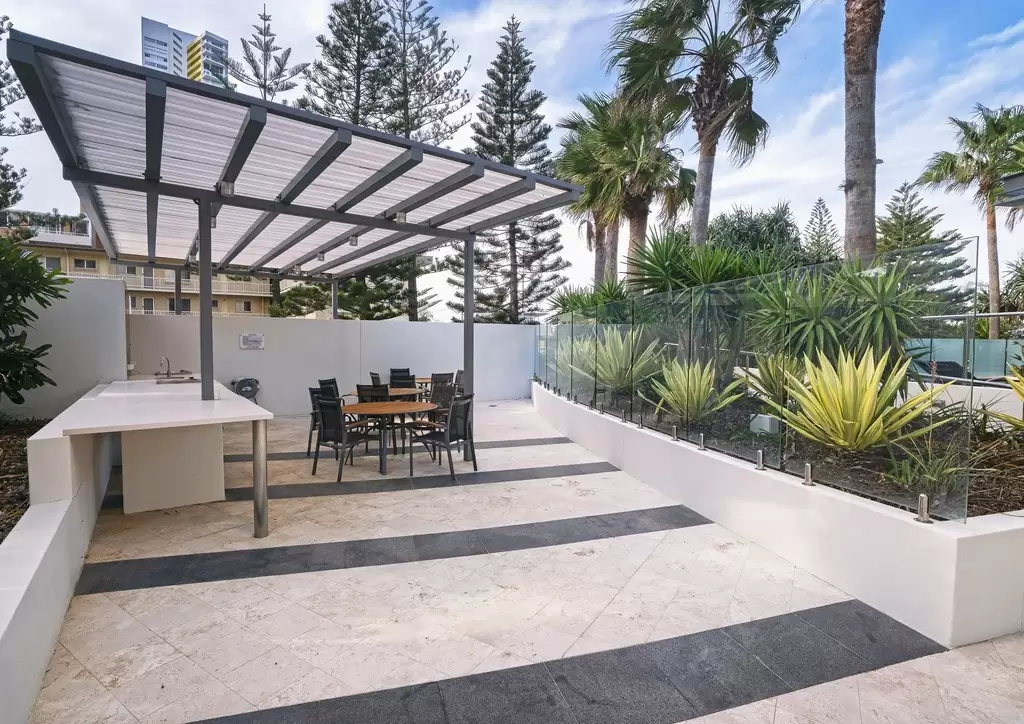 52 'Verve' 173 Old Burleigh Road, Broadbeach Sold by Queensland Sotheby's International Realty - image 1
