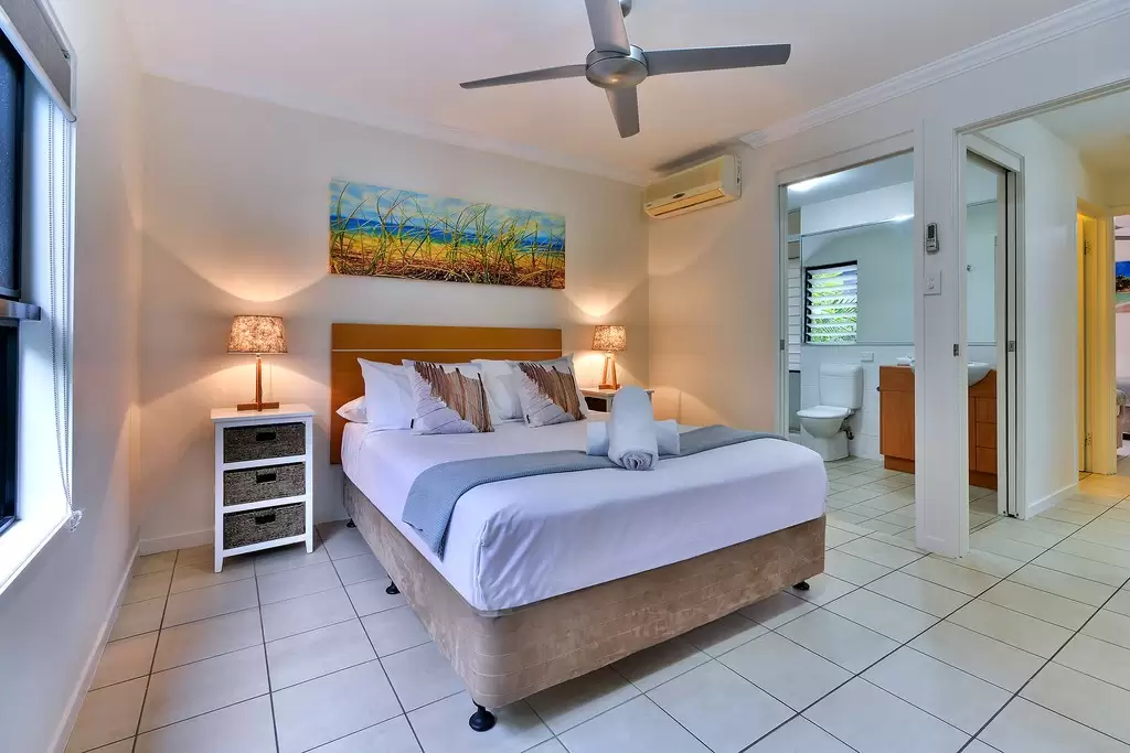 Oasis 19/5 Banksia Court, Hamilton Island Sold by Queensland Sotheby's International Realty - image 1