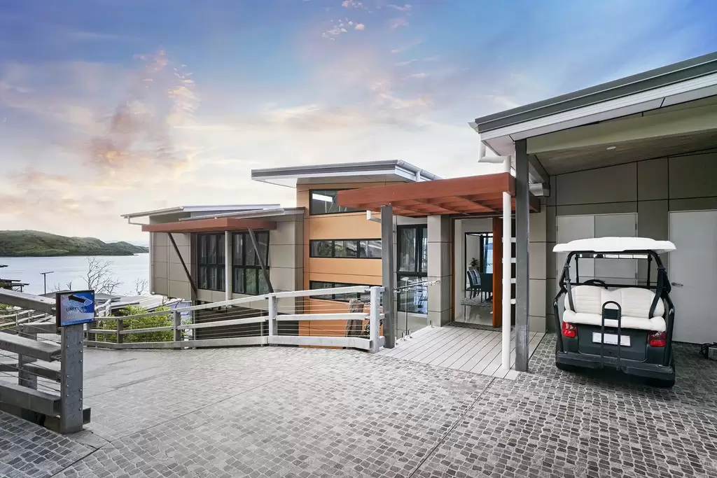 Hidden Cove 6/ 6 Acacia Drive, Hamilton Island Sold by Queensland Sotheby's International Realty - image 1