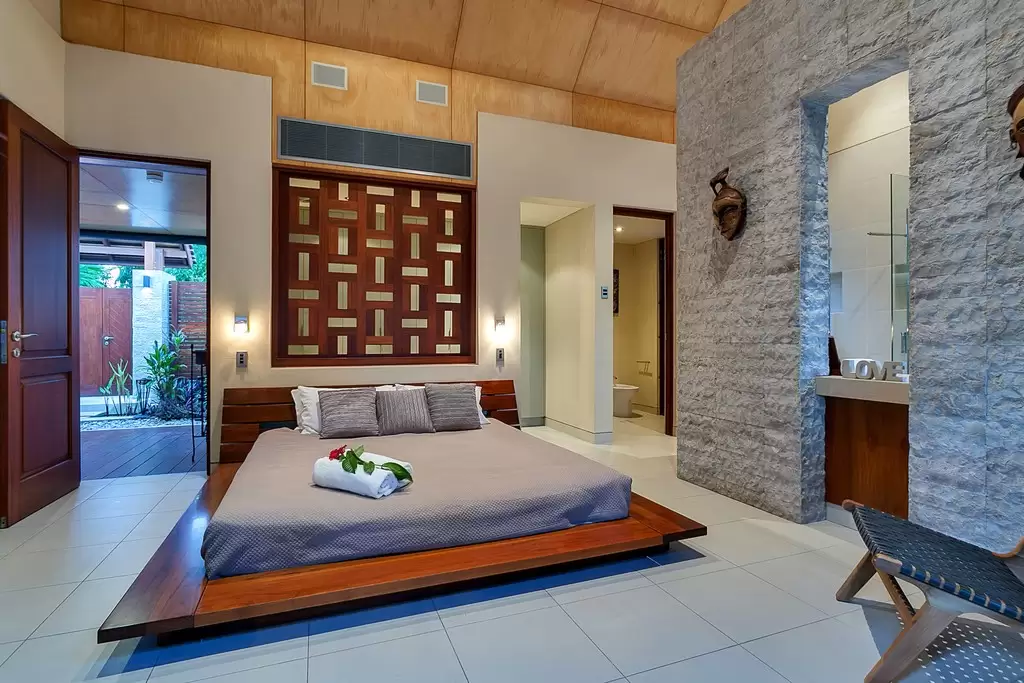 Villa Niramaya, Bale Drive, Port Douglas Sold by Queensland Sotheby's International Realty - image 1