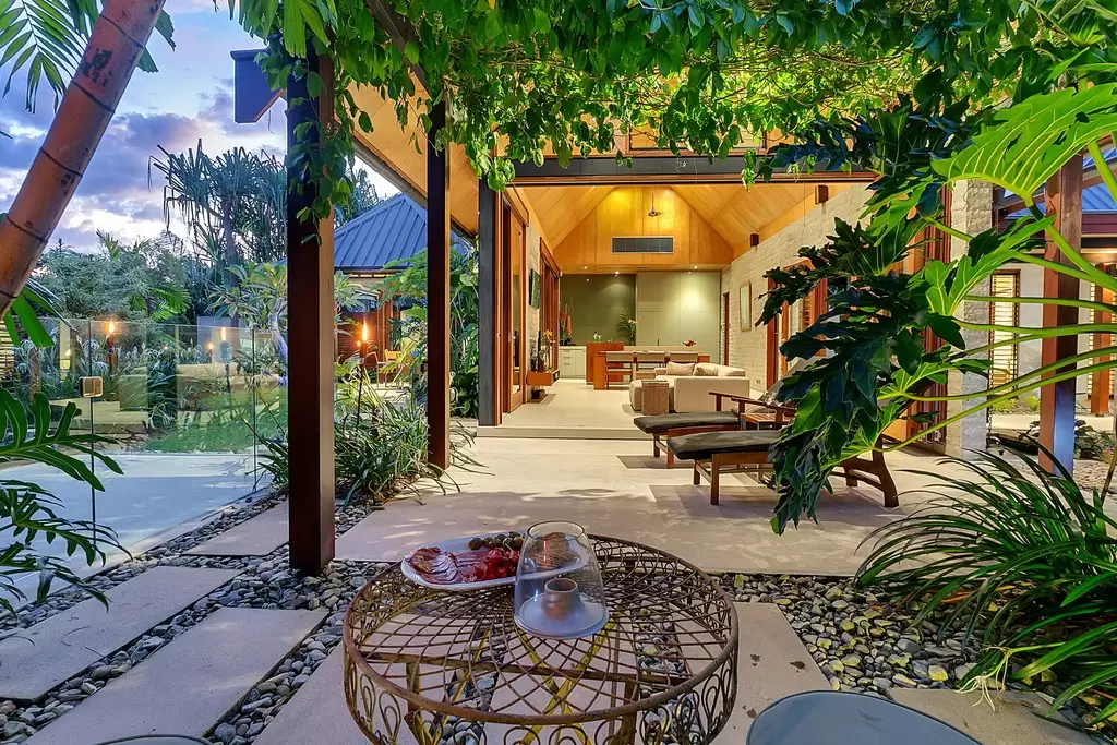 Villa Niramaya, Bale Drive, Port Douglas Sold by  - image 1