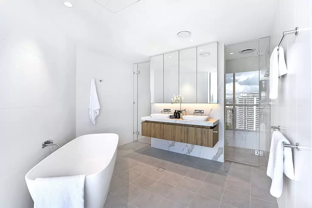 1801/3 Northcliffe Terrace, Surfers Paradise Sold by Queensland Sotheby's International Realty - image 1