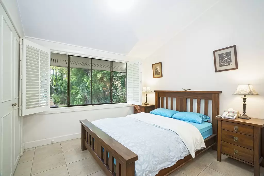 598 Boston Road, Chandler Sold by Queensland Sotheby's International Realty - image 1