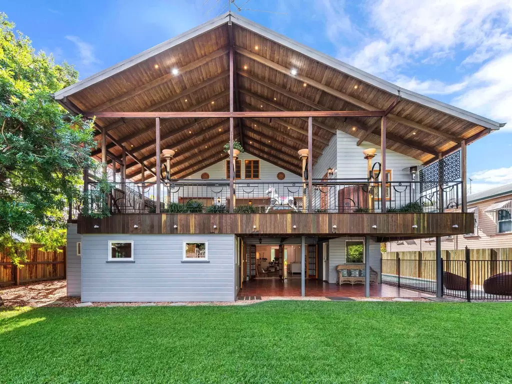 78 Lodge Road, Kalinga Sold by Queensland Sotheby's International Realty - image 1