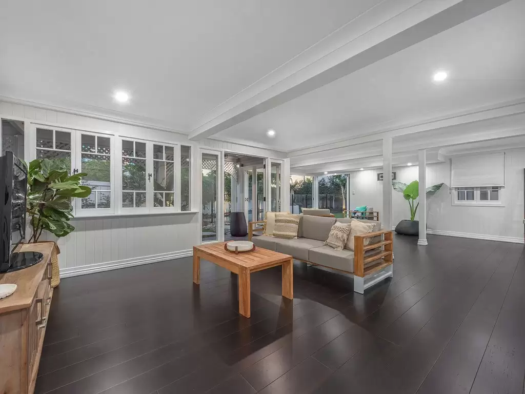 56 Allen Street, Hamilton Sold by Queensland Sotheby's International Realty - image 1