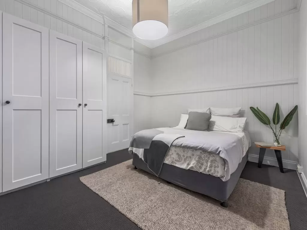 56 Allen Street, Hamilton Sold by Queensland Sotheby's International Realty - image 1