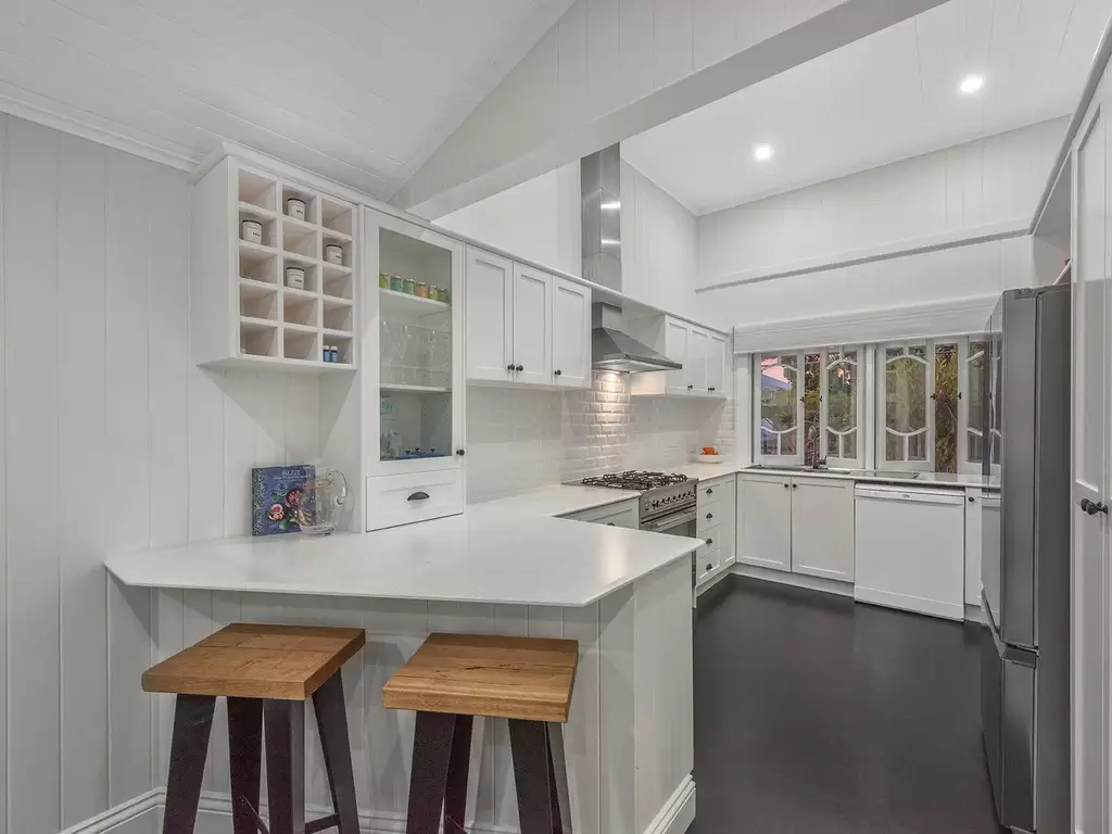 56 Allen Street, Hamilton Sold by Queensland Sotheby's International Realty - image 1