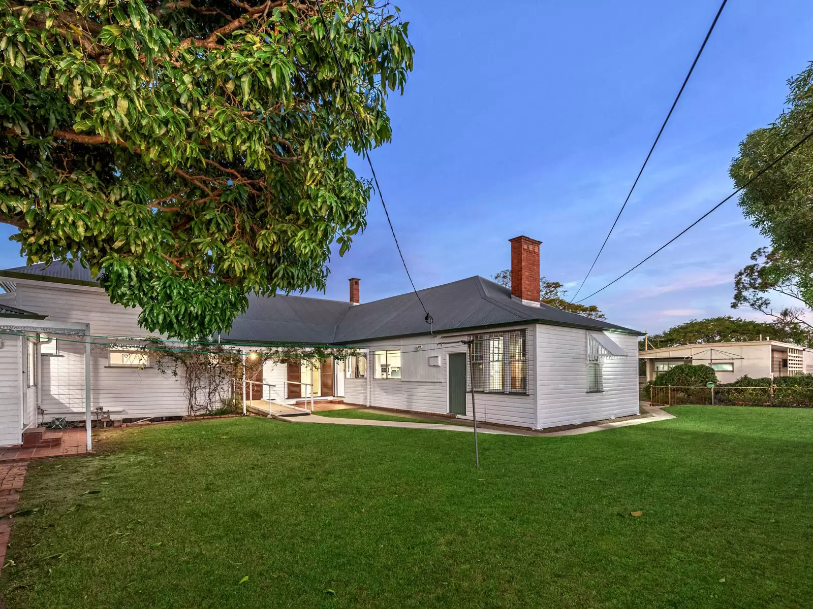 34 Miskin Street, Toowong Sold by Queensland Sotheby's International Realty - image 1