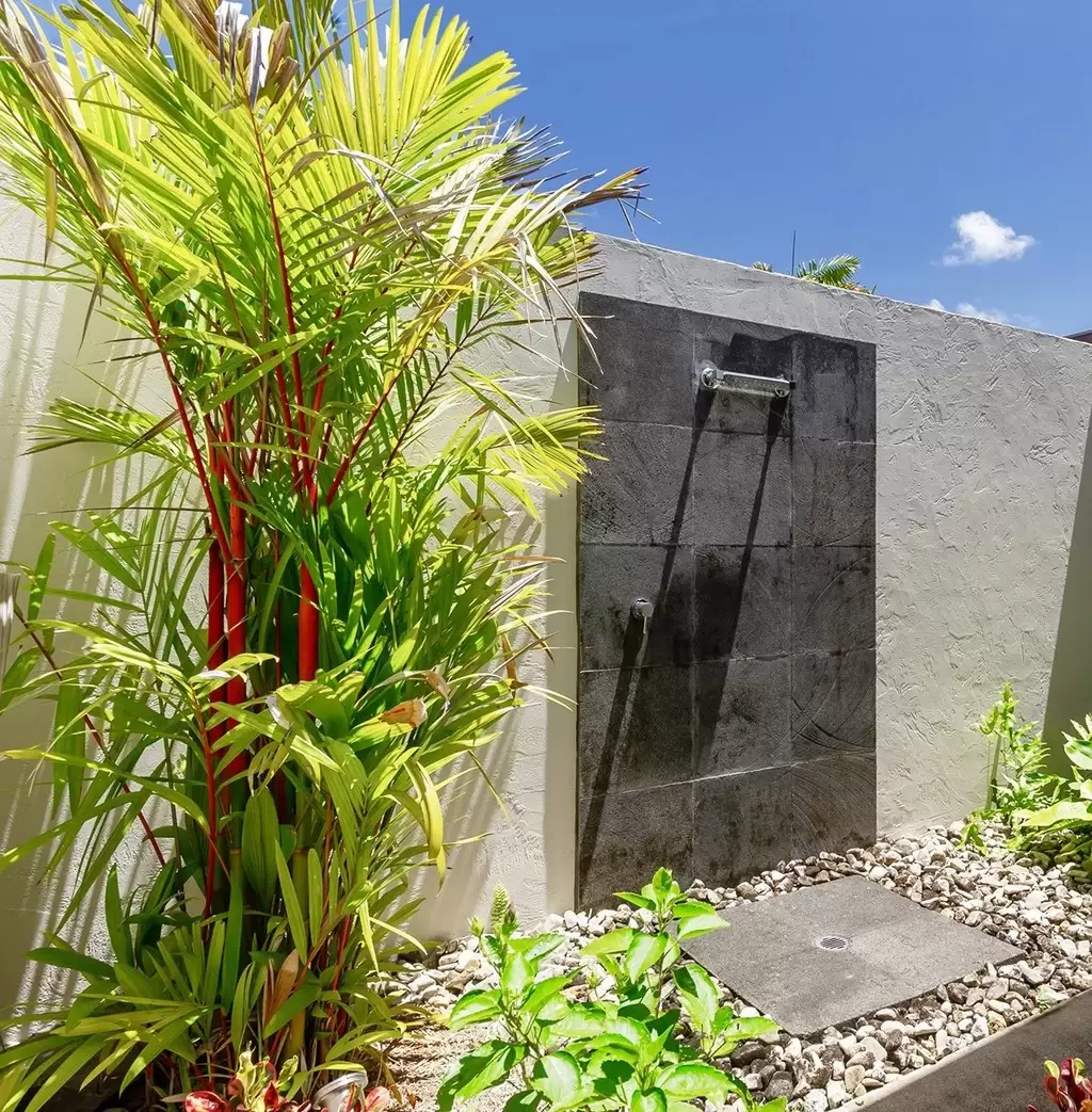 64-65 Bale Drive, Port Douglas Sold by  - image 1