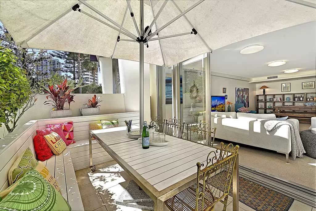 2001/1 'Liberty Panorama' Lennie Avenue, Main Beach Sold by Queensland Sotheby's International Realty - image 1